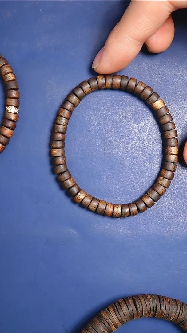 沉香手串直切单圈