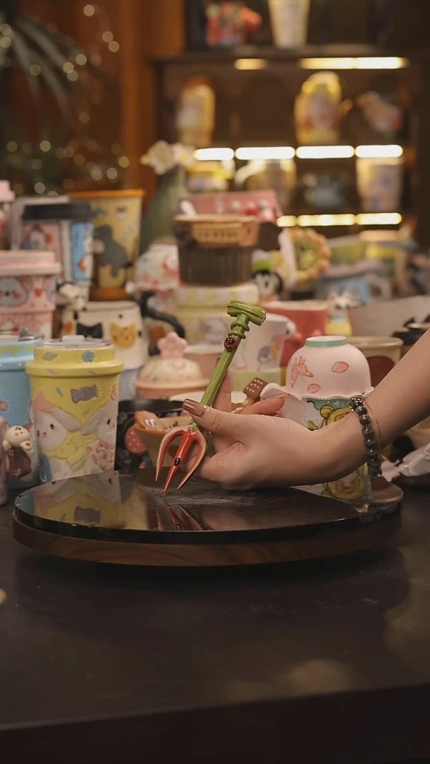 景德镇釉下彩绘设计师款式陶瓷