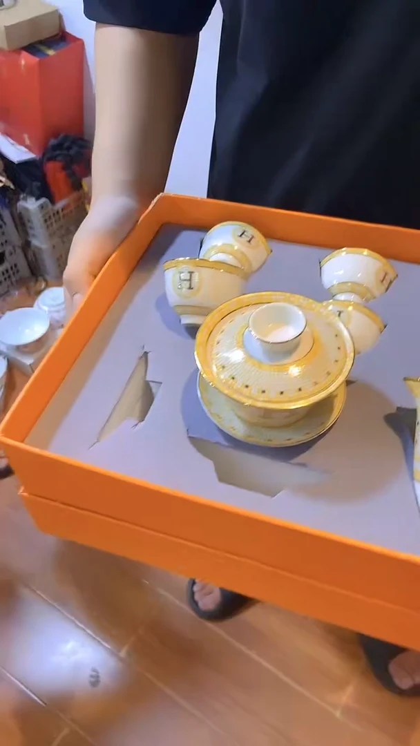 杯鸿辉家品牌瓷器，京东包邮！