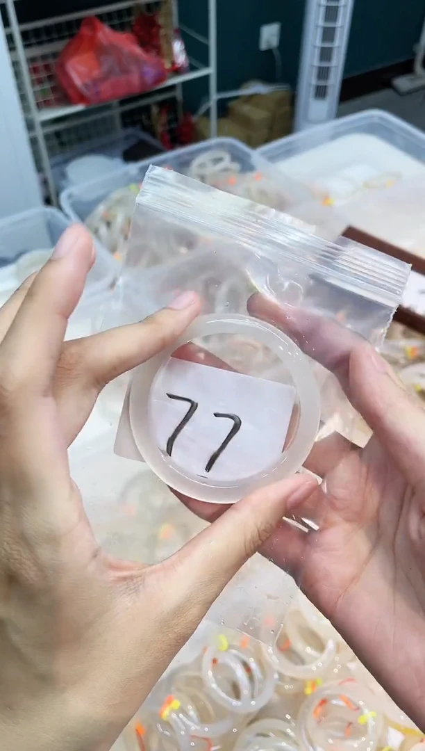 玛瑙/玉髓手镯未镶嵌77-54+