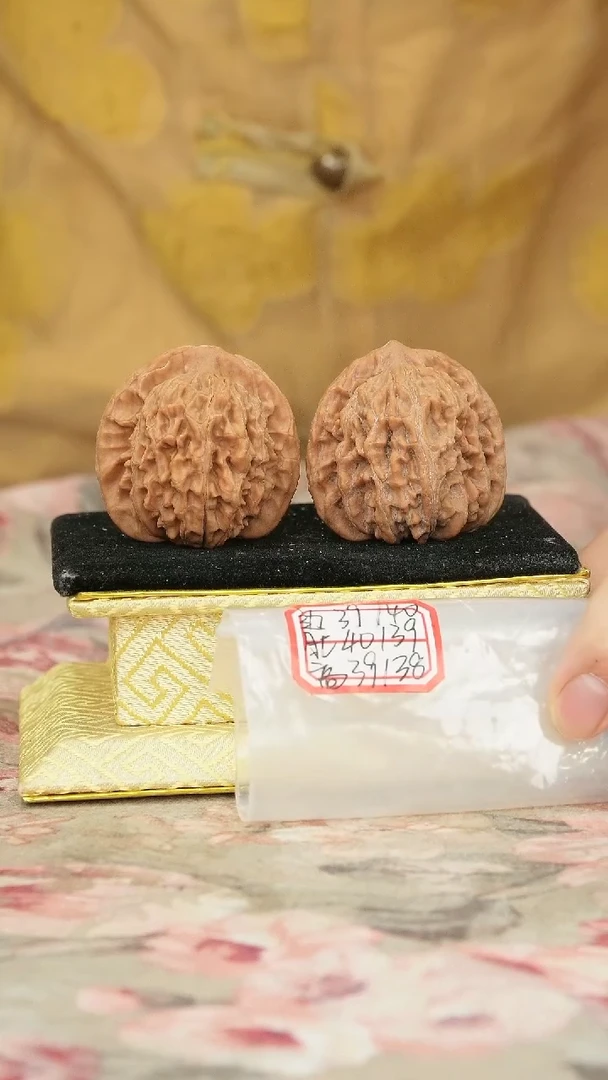把件文玩核桃平谷四座楼