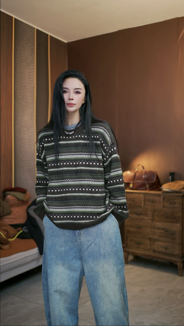 秋冬上新高货休闲时尚百搭设计师款宽松圆领打底外穿长袖毛衣