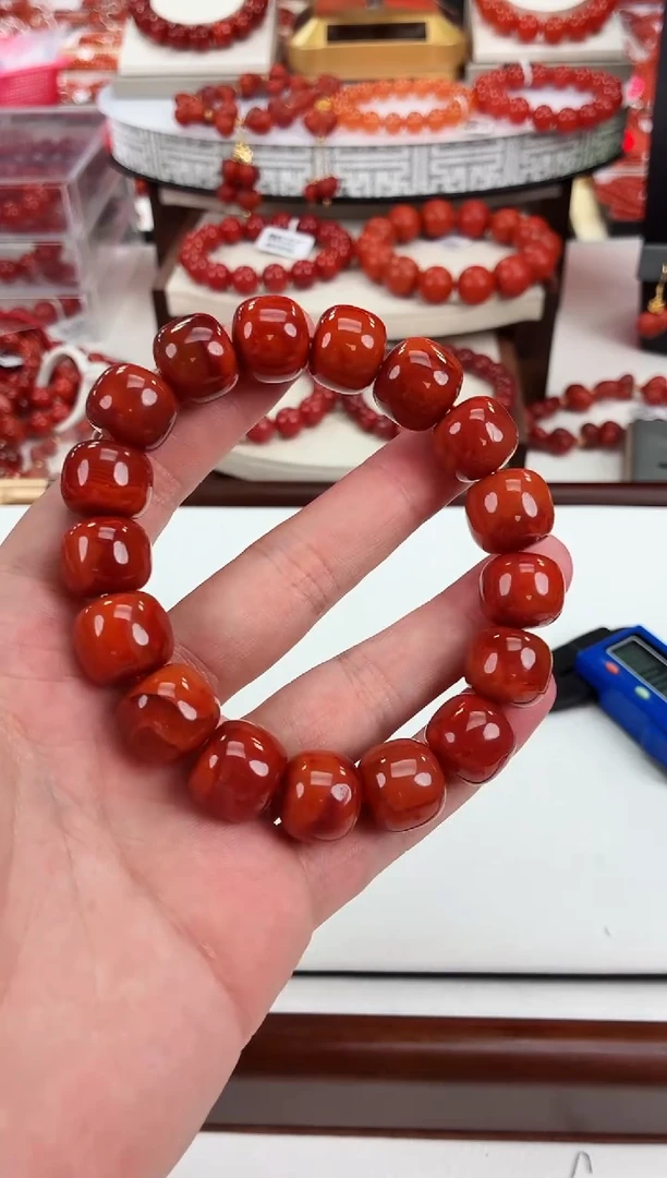 南红玛瑙瓦西老型手串15+未镶嵌一个/条