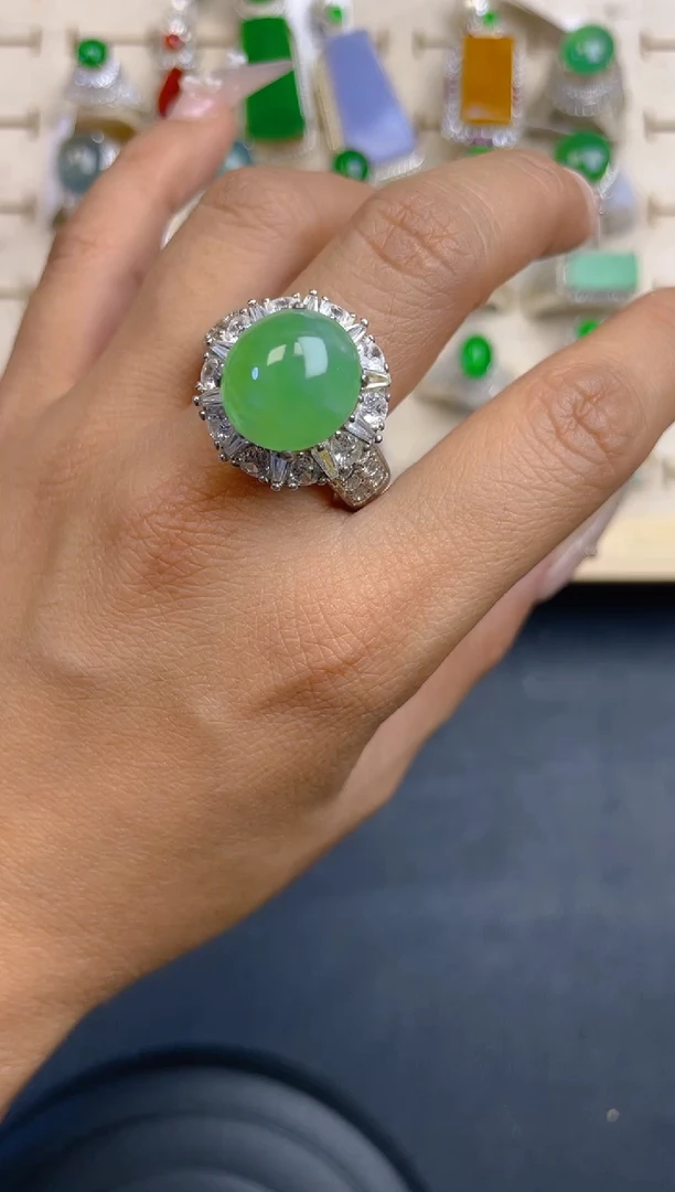 未镶嵌定制翡翠天然翡翠蛋面44