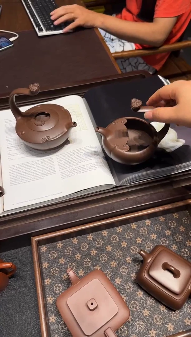 茶壶紫砂金**父执如意 一壶一公道