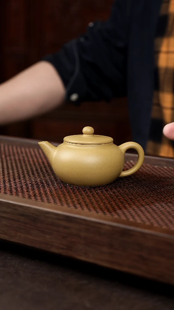 茶壶紫砂黄金段平盖水平