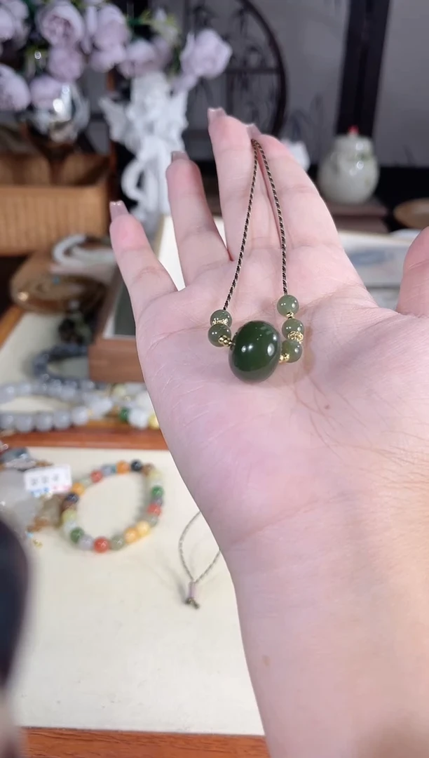 和田玉未镶嵌项链多样性发货其一默认天然特征