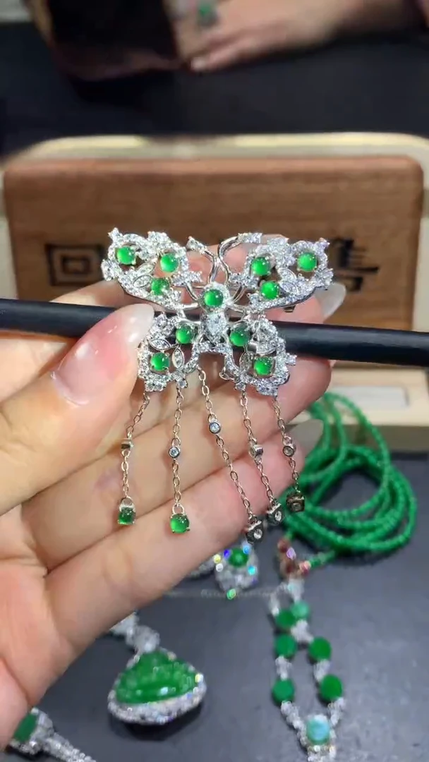 【闪购商品】翡翠吊坠(不含链)银S925镶嵌5多人多样性随机发货1件