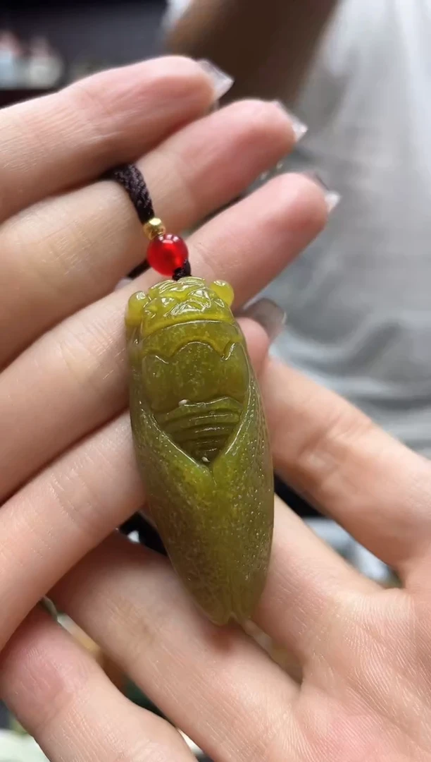未镶嵌岫玉吊坠·