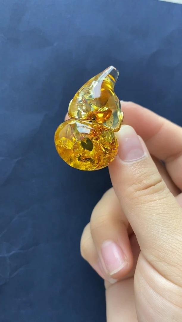 裸石琥珀未镶嵌戒指