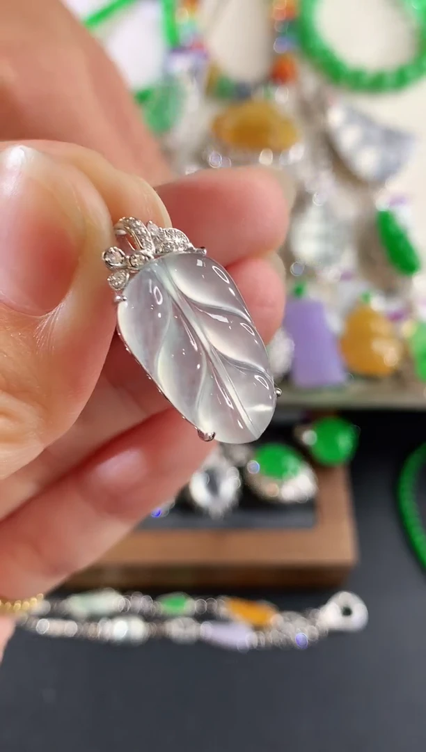 吊坠(不含链)18K金镶嵌翡翠214|