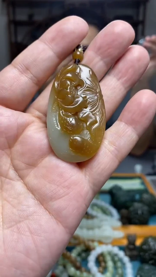 和田玉未镶嵌颈饰56