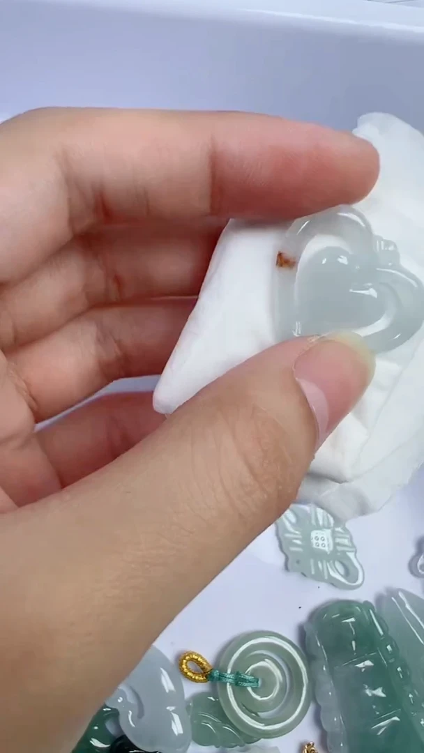 散珠翡翠825号链接，A货翡翠