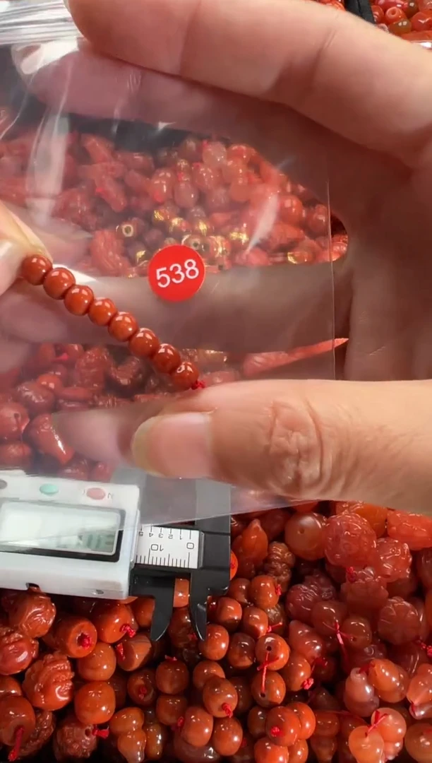 【闪购商品】南红玛瑙颈饰未镶嵌1