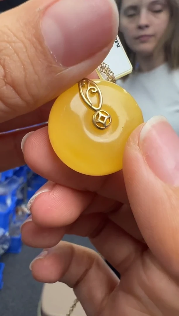 未镶嵌颈饰琥珀180秒拍号假一罚十