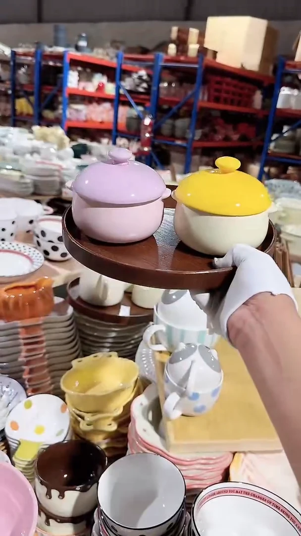 瓷片2个炖盅不带木托盘微瑕 凑满20元包邮