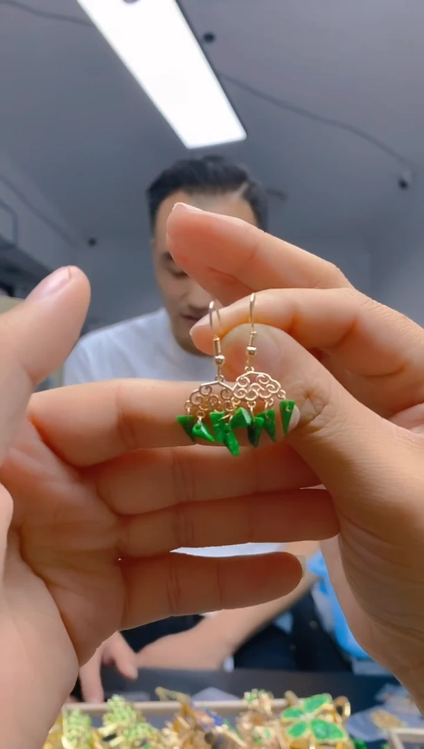 【闪购商品】翡翠耳饰合金406翡翠耳钩