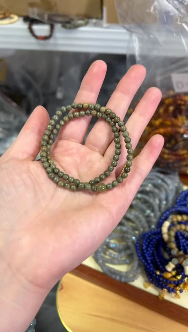 【闪购商品】维腊木（绿檀）手串未镶嵌和田玉绿檀木款双圈手链[0526]