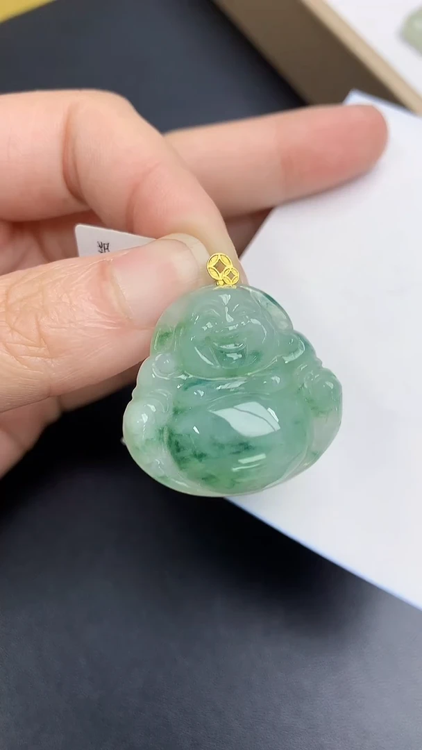 颈饰18K金镶嵌翡翠天然缅甸A货百元以上9元证书费自理