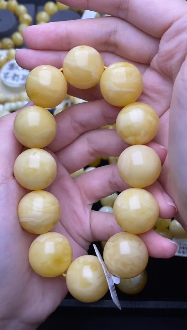 未镶嵌琥珀裸石 大小姐珠宝严选106