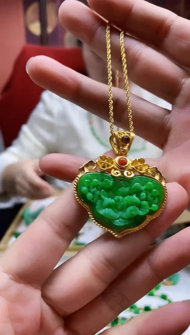 颈饰未镶嵌翡翠翡翠吊坠