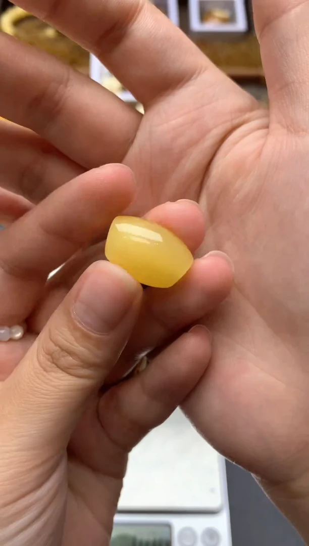 【闪购商品】琥珀珠宝奇石未镶嵌059琥珀蜜蜡花粉有纹小坑介意勿拍