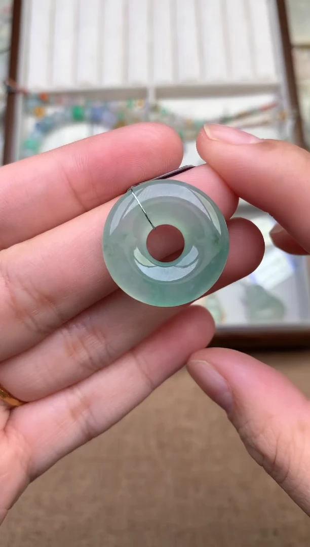 未镶嵌挂件翡翠一