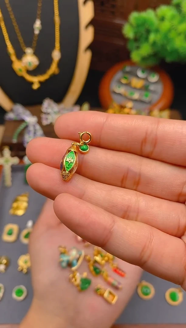 【闪购商品】翡翠吊坠(不含链)银S925镶嵌五路财神