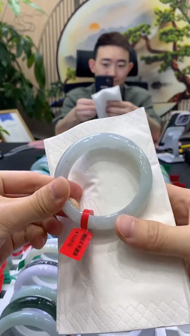 翡翠手镯未镶嵌00000006979