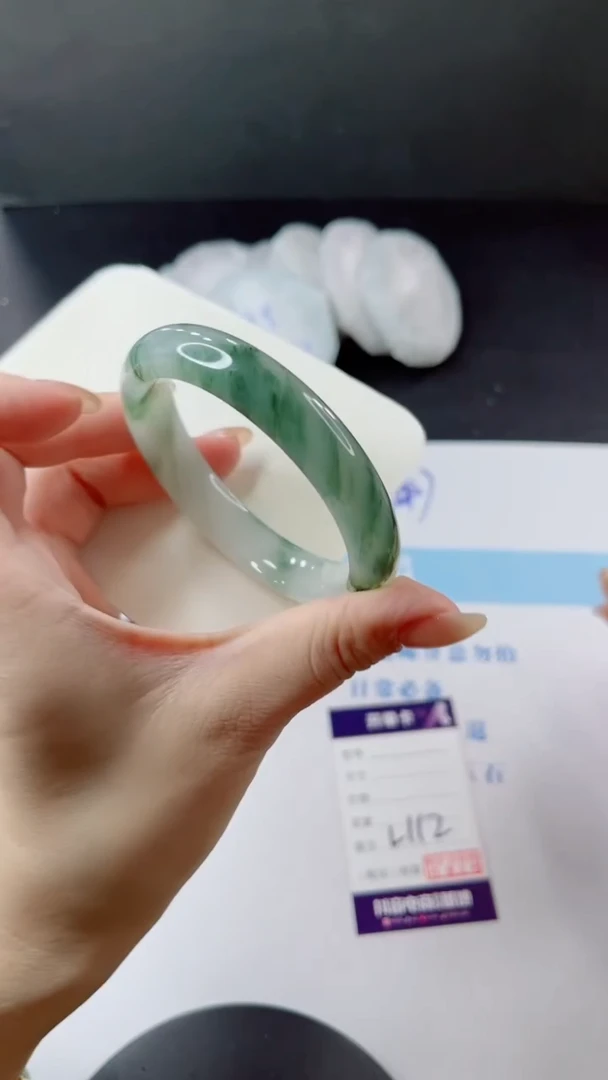 未镶嵌手镯石英质玉多样性发货L112