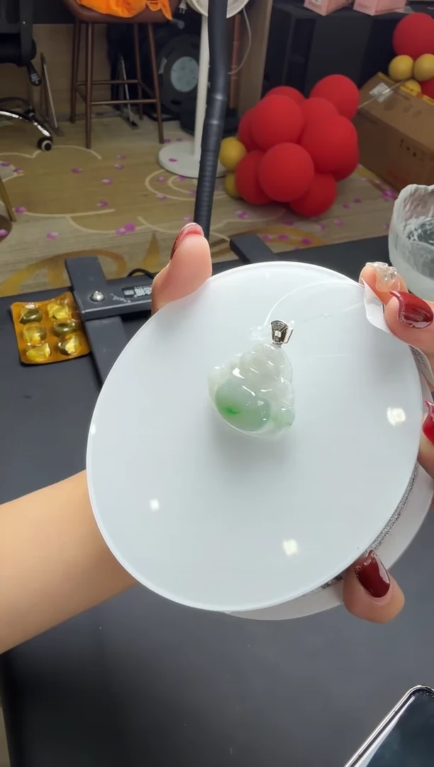 颈饰18K金镶嵌翡翠YM1200-4 佛公