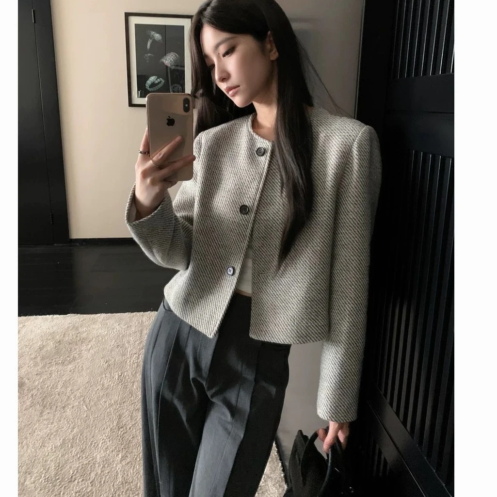 【现货+运费险】复古圆领单排扣宽松小香风外套女年轻简约时尚YY783