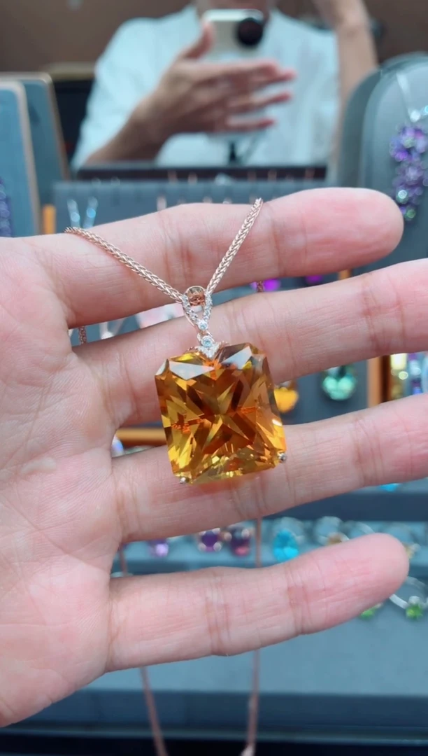 银S925镶嵌吊坠(赠链)黄晶黄晶吊坠