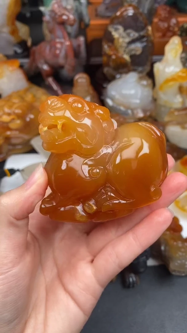 玛瑙/玉髓颈饰未镶嵌与**善AA