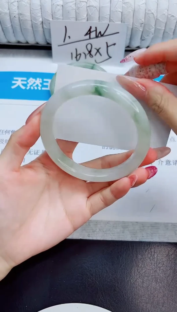 未镶嵌手镯石英质玉65/62