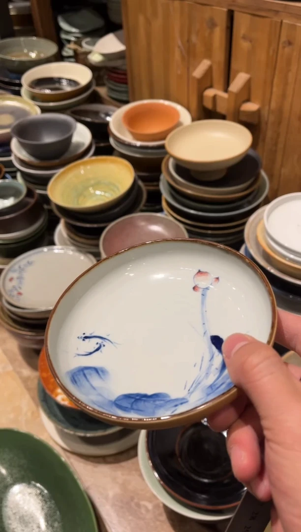 【闪购商品】瓷片74 外陶内手绘小盘1个