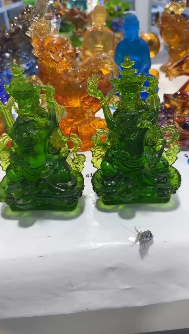 手工艺品琉璃绿财爷 微瑕作品  不退不换  介意勿拍