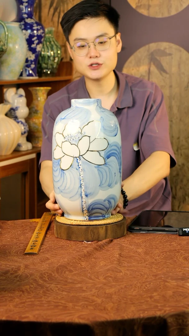 陶瓷景德镇荷花手绘洒金花器