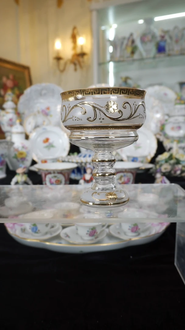 骨瓷婷婷中古器物如图所示91