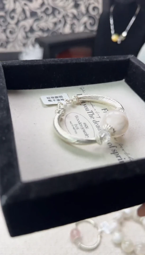 水晶手链未镶嵌慧**困天然水晶 多样性发其一