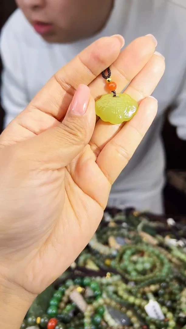 颈饰未镶嵌和田玉多样性发货拍一发一