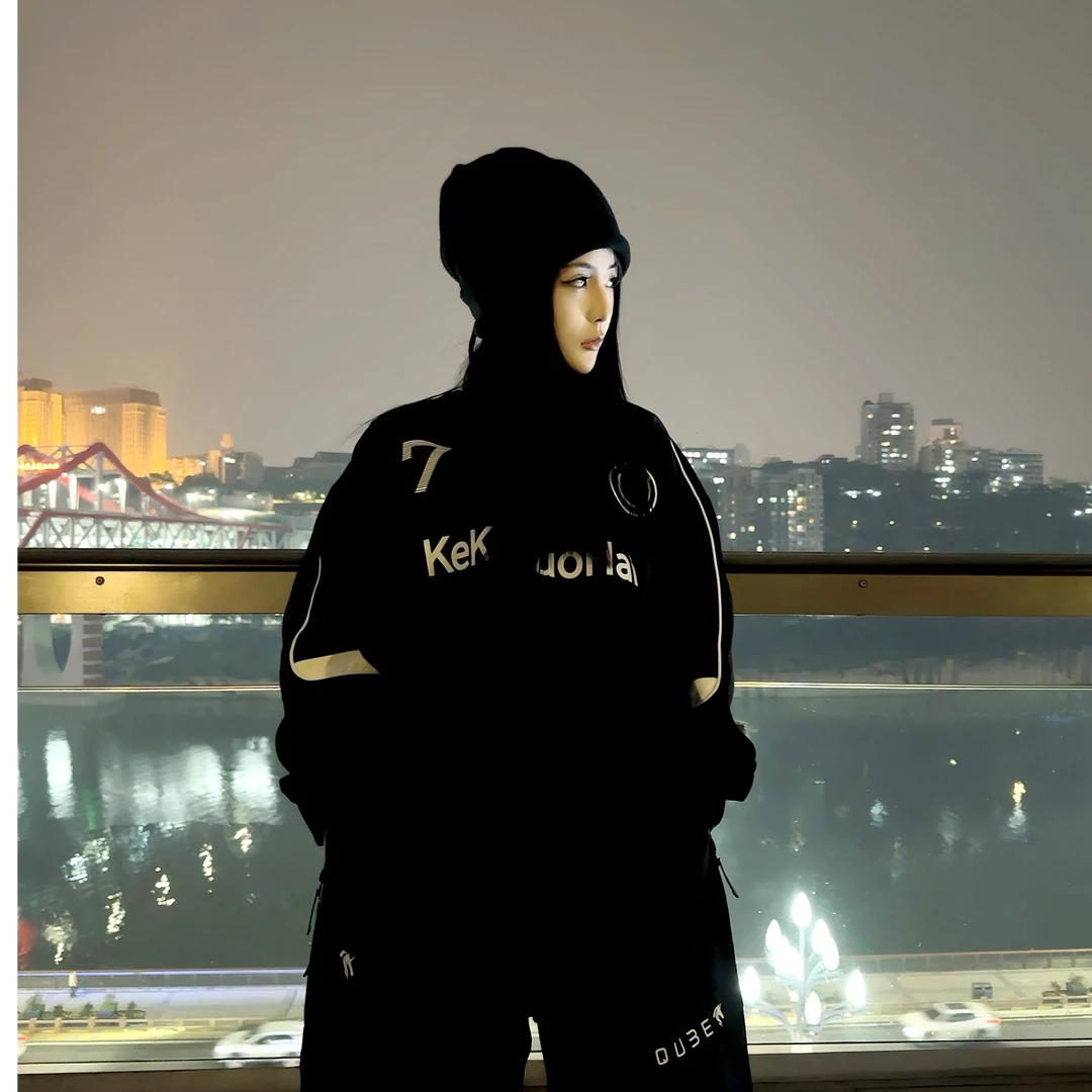 【Qube】2025新款男女通穿滑雪卫衣可可托海黑色白色运动宽松版型