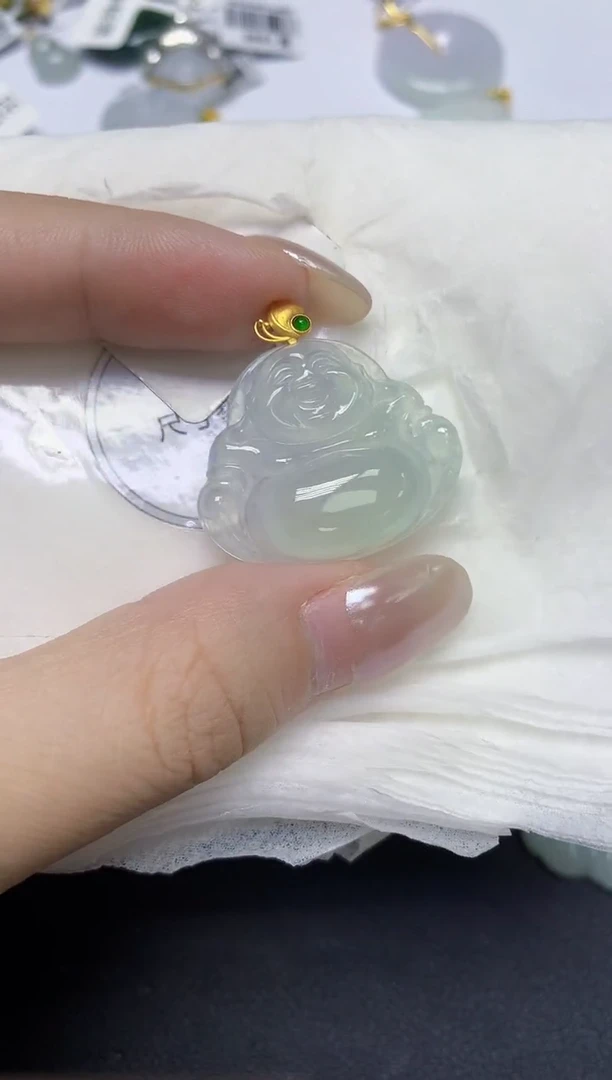 颈饰18K金镶嵌翡翠天然缅甸翡翠A货多样性发一件