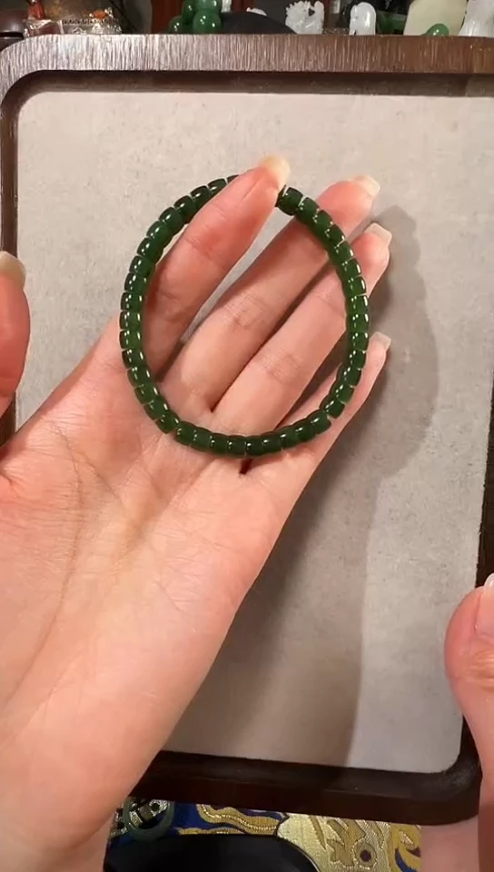 未镶嵌手串和田玉6948833537574442722