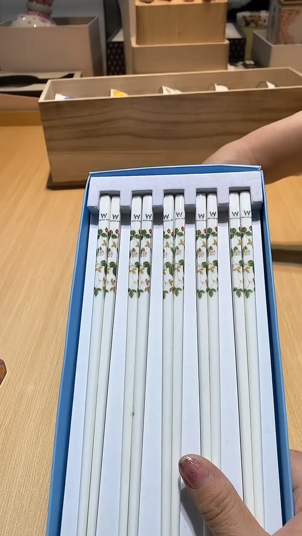 【闪购商品】瓷片锅碗瓢盆一件不剩