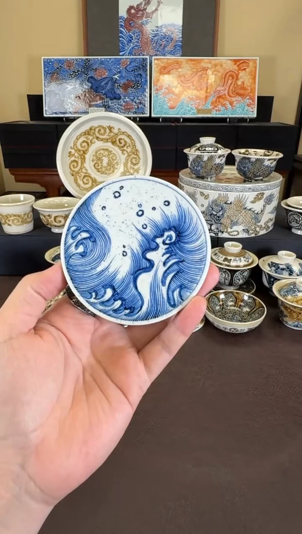 二号釉纯海浪纹盖置