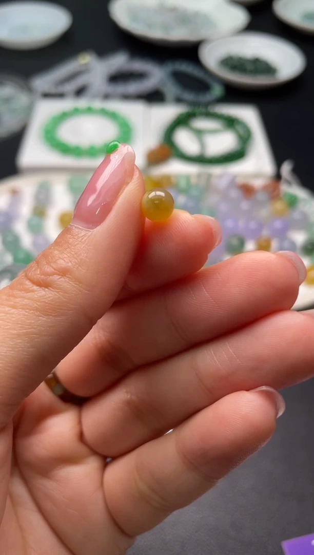 【闪购商品】翡翠颈饰未镶嵌啊A124