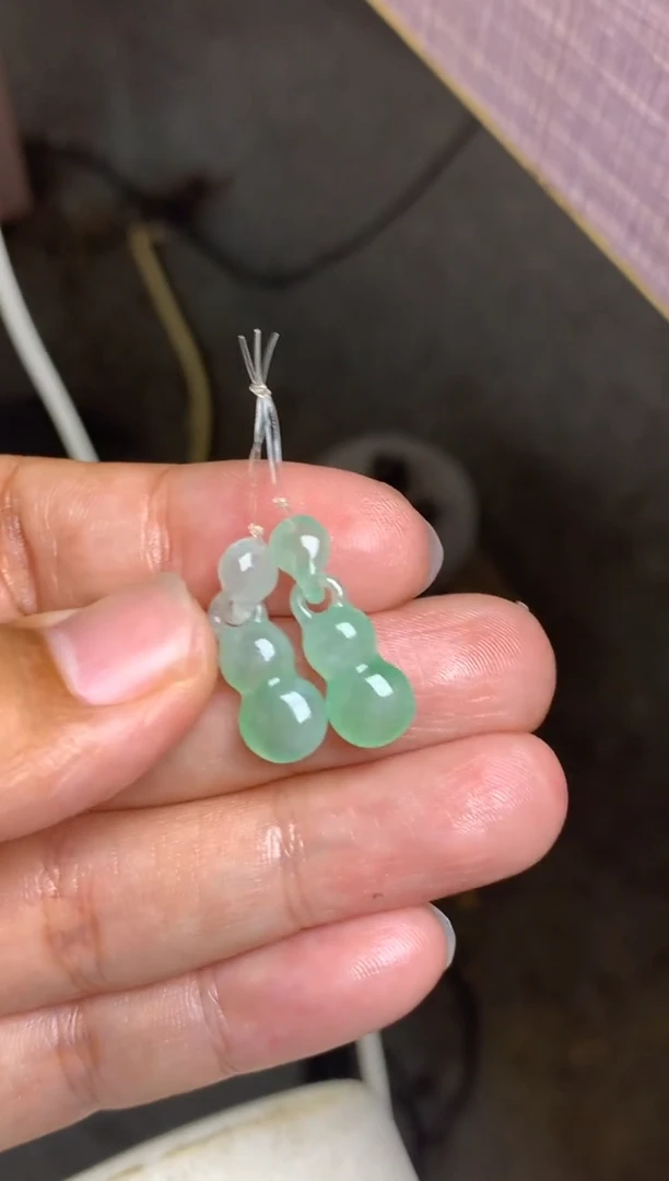 未镶嵌定制翡翠毛货