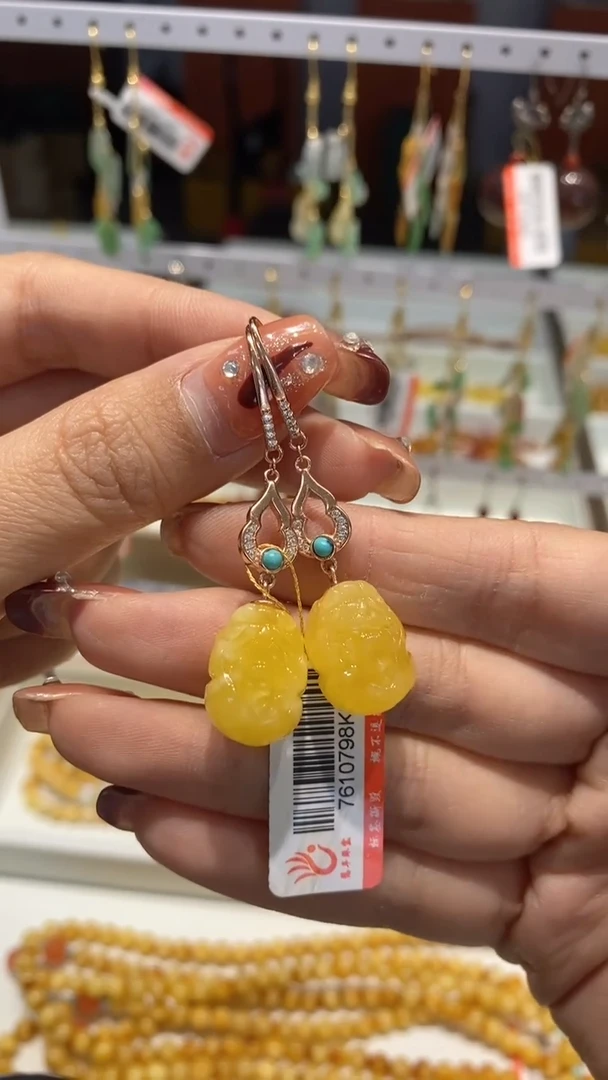 【闪购商品】琥珀耳饰银S925镶嵌耳饰
