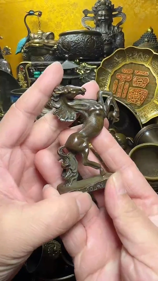 铜器摆件收收藏藏